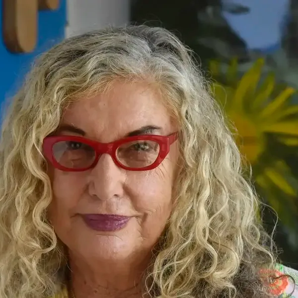 אביבה שמר